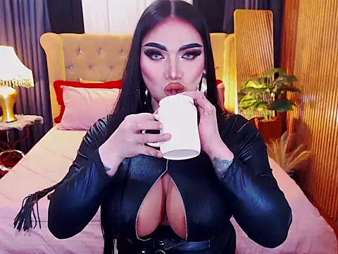 AluraJhenson online show from April 2, 9:40 am