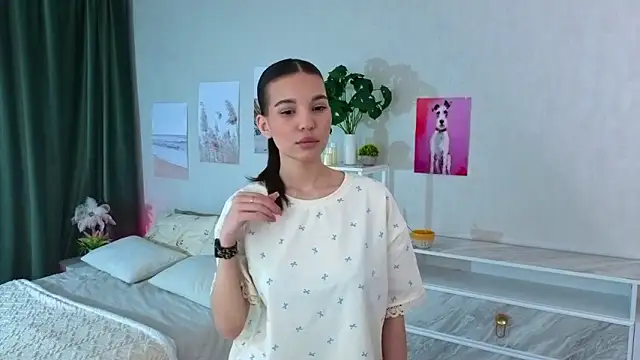 LatashaTarr online show from March 24, 12:48 am