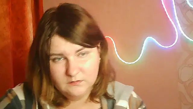 Snapshot of Minisstra chatting on March 31, 5:46 pm Minisstra online show from March 31, 5:46 pm