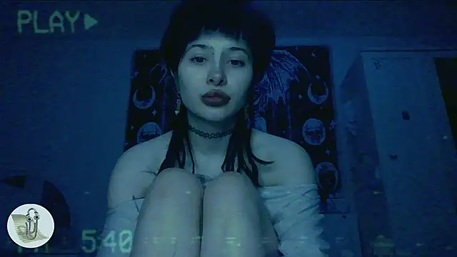 AllisonDeetz online show from March 25, 9:10 pm