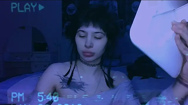 AllisonDeetz online show from March 30, 11:28 pm