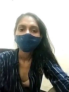 Snapshot of Sonam_y chatting on March 18, 5:49 pm Sonam y online show from March 18, 5:49 pm