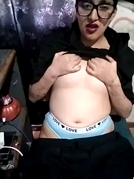 Snapshot of DisordersCam chatting on March 31, 9:26 pm DisordersCam online show from March 31, 9:26 pm