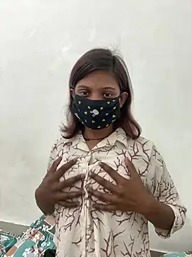 TEENA  RISE online show from April 3, 9:51 am