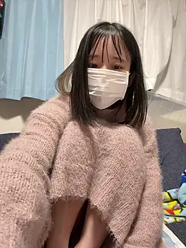 Snapshot of Mika-chan chatting on April 7, 2:06 pm Mika-chan online show from April 7, 2:06 pm