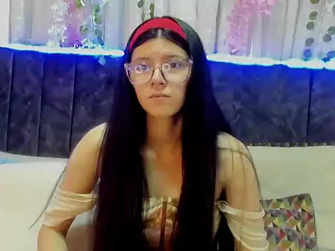 Snapshot of EmiSchwarz chatting on March 22, 1:14 pm EmiSchwarz online show from March 22, 1:14 pm