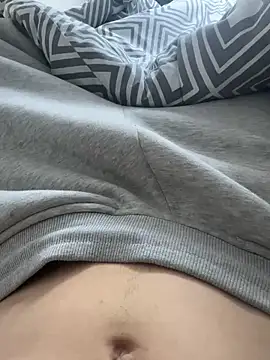 Snapshot of Leonks10 chatting on March 18, 1:25 pm Leonks10 online show from March 18, 1:25 pm