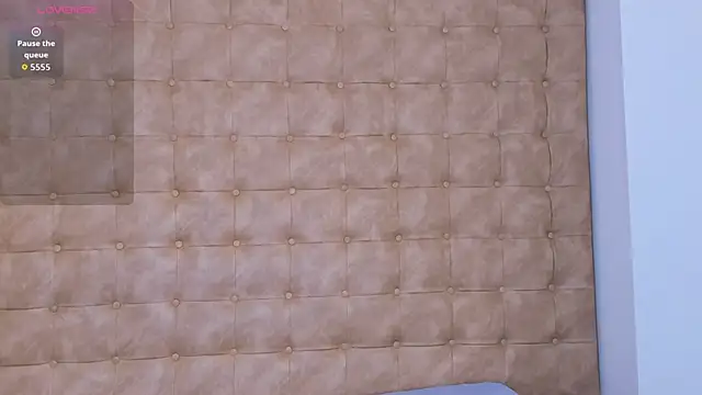 Snapshot of m1a-teylor chatting on April 6, 12:39 pm m1a-teylor online show from April 6, 12:39 pm