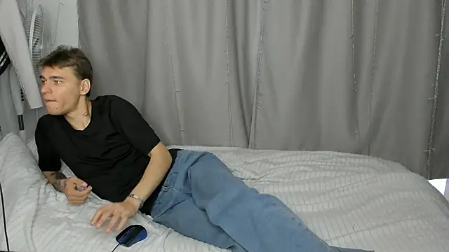 Shadow blink online show from March 30, 12:06 pm