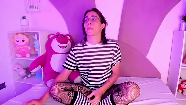 Snapshot of Keita_Moon chatting on March 26, 12:11 pm Keita Moon online show from March 26, 12:11 pm