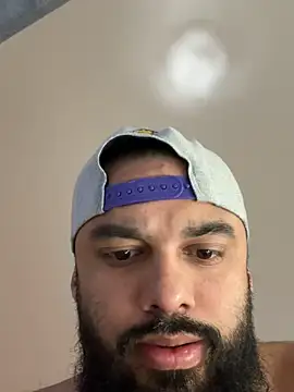 Snapshot of iwillplay chatting on March 18, 11:41 pm iwillplay online show from March 18, 11:41 pm