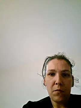 DeaEvy online show from March 26, 3:39 pm