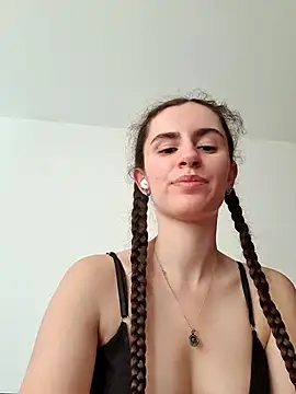Snapshot of starlight_mo chatting on June 16, 3:25 pm starlight mo online show from June 16, 3:25 pm