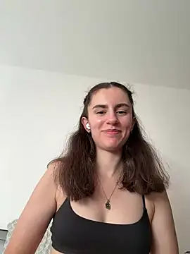 Snapshot of starlight_mo chatting on June 30, 4:19 pm starlight mo online show from June 30, 4:19 pm