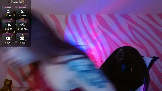 Snapshot of Scarlet_queen4 chatting on March 20, 1:16 pm Scarlet queen4 online show from March 20, 1:16 pm