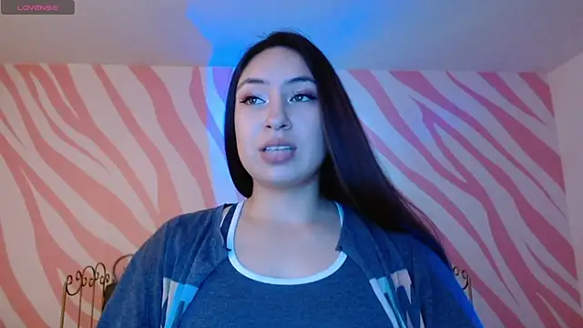 Snapshot of Scarlet_queen4 chatting on March 31, 1:11 pm Scarlet queen4 online show from March 31, 1:11 pm