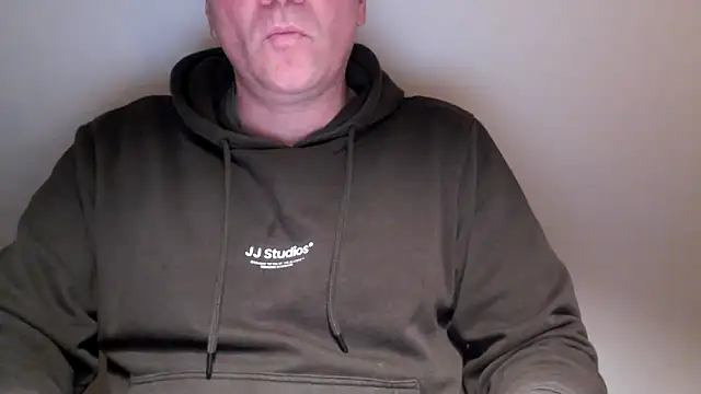 Snapshot of latexslaveboy chatting on March 16, 6:56 pm latexslaveboy online show from March 16, 6:56 pm