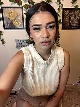 chloe evans0 online show from May 27, 4:31 am