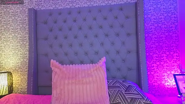 AbbiRousse online show from April 4, 10:07 pm