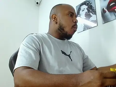 Snapshot of Alessandro_Hamed chatting on March 18, 1:36 pm Alessandro Hamed online show from March 18, 1:36 pm