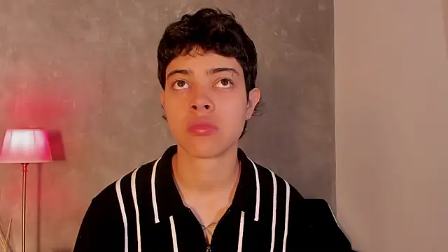 Snapshot of Cris_Sasha chatting on March 21, 11:48 am Cris Sasha online show from March 21, 11:48 am