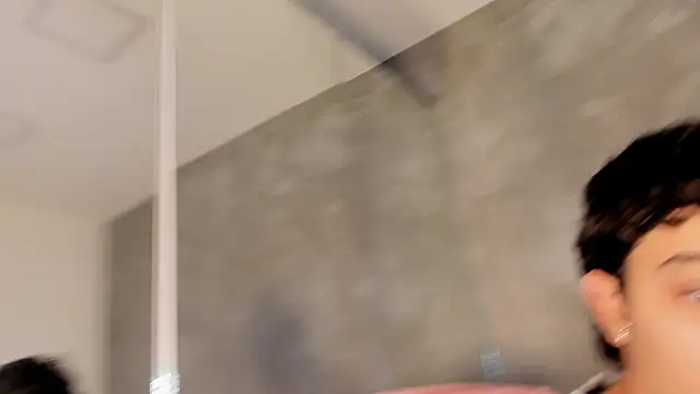 Snapshot of Cris_Sasha chatting on March 26, 11:38 am Cris Sasha online show from March 26, 11:38 am