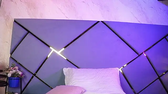 Julia sm online show from March 19, 12:09 pm