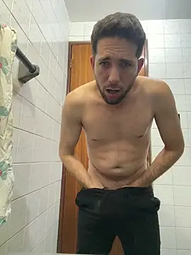 Snapshot of Digitel1 chatting on March 20, 9:30 pm Digitel1 online show from March 20, 9:30 pm