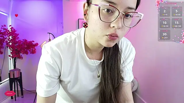 Shady bug online show from March 21, 7:39 pm