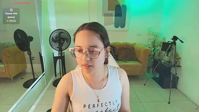 Shady bug online show from May 19, 6:36 pm