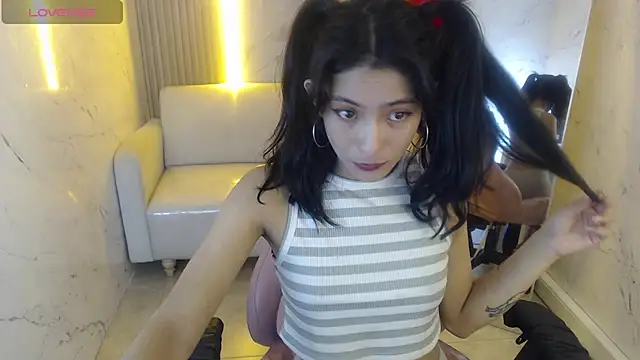 Snapshot of sweetcat666_tf chatting on March 20, 1:49 pm sweetcat666 tf online show from March 20, 1:49 pm