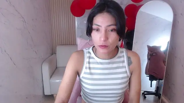 Snapshot of sweetcat666_tf chatting on April 6, 2:07 pm sweetcat666 tf online show from April 6, 2:07 pm