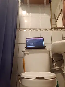 Snapshot of Ricardito_05 chatting on March 19, 7:45 am Ricardito 05 online show from March 19, 7:45 am