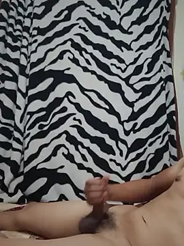 Snapshot of Ricardito_05 chatting on March 21, 8:19 am Ricardito 05 online show from March 21, 8:19 am