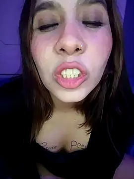 Snapshot of Amsthey29 chatting on March 28, 3:28 am Amsthey29 online show from March 28, 3:28 am