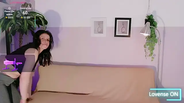 Snapshot of Zara_Fire chatting on March 30, 8:54 pm Zara Fire online show from March 30, 8:54 pm