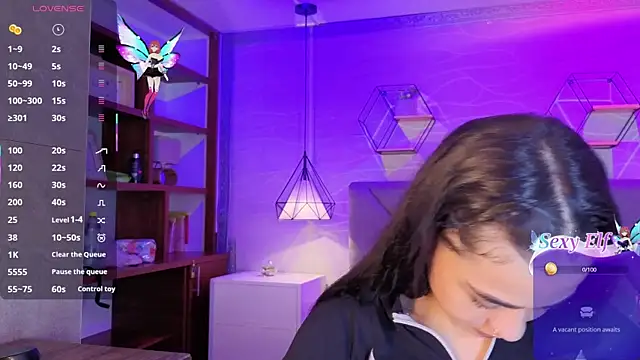 Snapshot of tifanywollf chatting on April 1, 3:18 am tifanywollf online show from April 1, 3:18 am