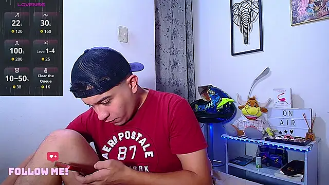 Max Parkerr online show from May 14, 1:29 pm