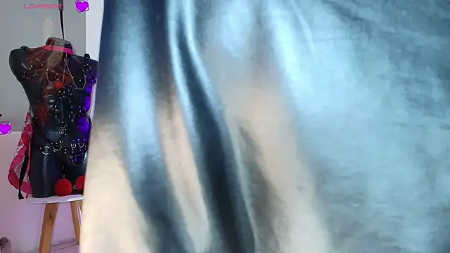 Snapshot of Zully_Green chatting on March 19, 3:10 am Zully Green online show from March 19, 3:10 am