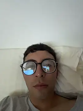 LeonBlazze online show from March 25, 11:49 am