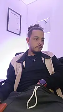 Bry   online show from March 19, 3:54 am