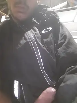 Snapshot of Catriel007 chatting on April 1, 4:46 am Catriel007 online show from April 1, 4:46 am