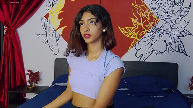 Hottie Veronica online show from May 11, 8:06 pm