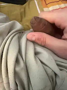 Snapshot of imaan10 chatting on March 16, 10:47 pm imaan10 online show from March 16, 10:47 pm