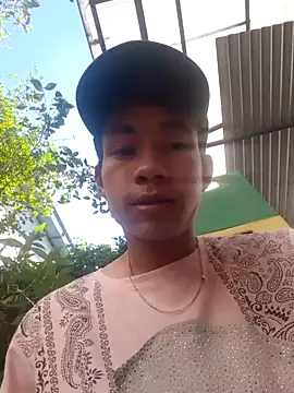 Snapshot of Crespusculo12 chatting on April 6, 6:42 pm Crespusculo12 online show from April 6, 6:42 pm