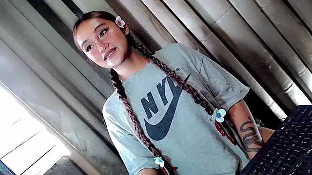 Jessicasfantasy online show from April 1, 12:11 am