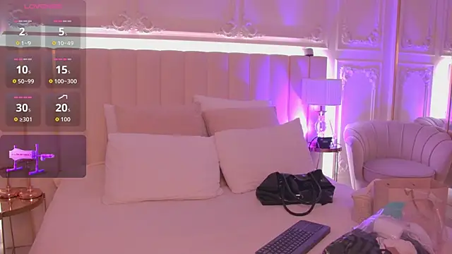 MeganStrane online show from April 4, 5:49 am