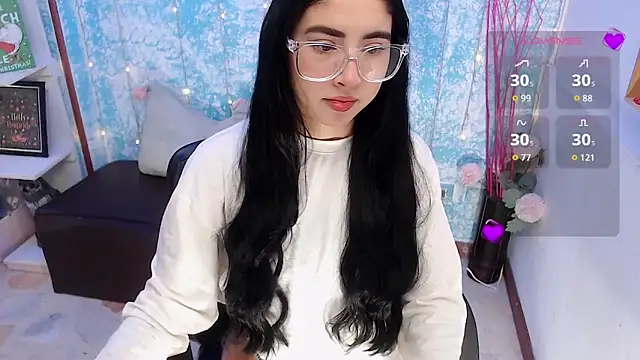 Snapshot of Melodi_velasquez chatting on April 21, 3:13 am Melodi velasquez online show from April 21, 3:13 am
