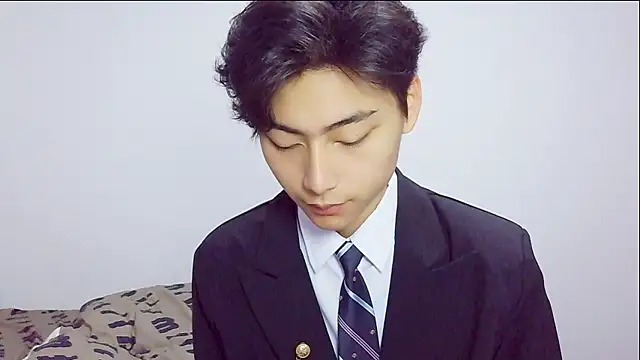 XX-XIUXIU online show from April 2, 12:14 pm