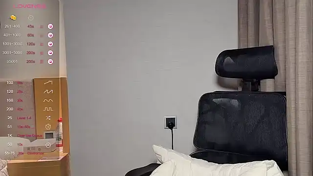 kiki-12 online show from April 7, 11:48 pm